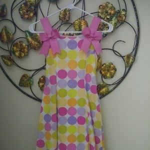 Adorable dress & hair bow excellent condition